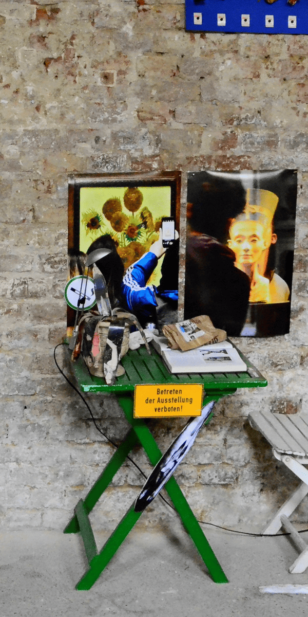 Victor Halb in der Galerie der KVD